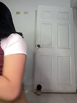 Trixie pop online show from March 27, 1:09 am