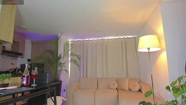 Aleja evangeline online show from March 30, 8:21 pm