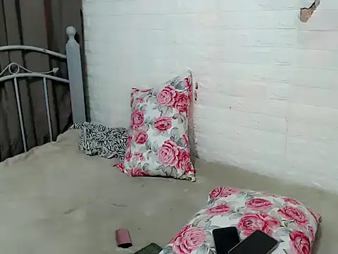 lexiefucker69 online show from April 14, 8:52 am