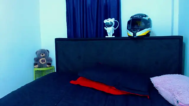 MascTyler online show from March 29, 9:37 pm