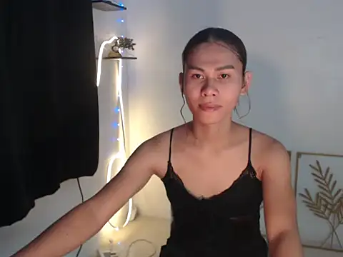 Zain Moore online show from April 18, 7:58 pm