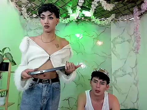 QuadFlameX0 online show from April 18, 7:29 pm