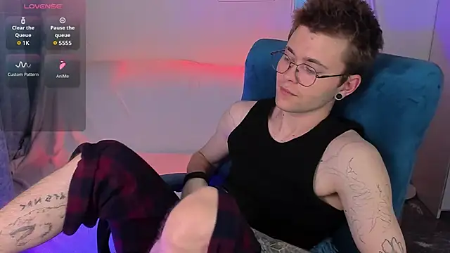 Thomas Norton online show from June 6, 8:27 pm