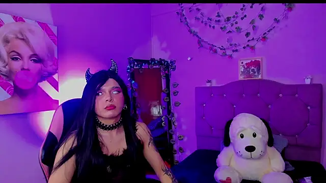 demony deadboy online show from April 19, 8:26 am