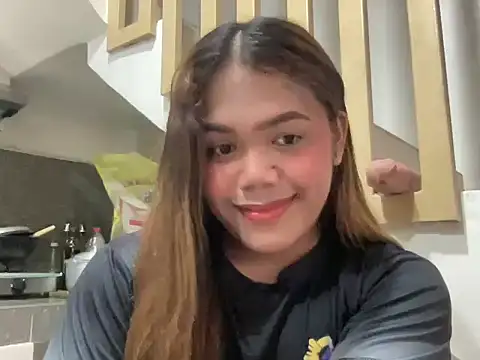 yourhotwild bella online show from April 7, 6:25 am