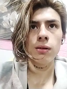 AlanFox1 online show from April 16, 12:33 am