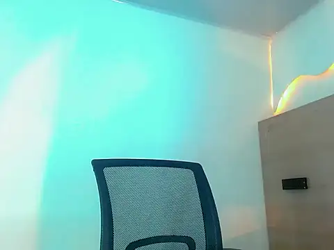 SinnthyaFoxxy online show from April 17, 9:49 pm