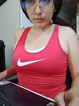 goeigiyi online show from August 1, 9:37 pm