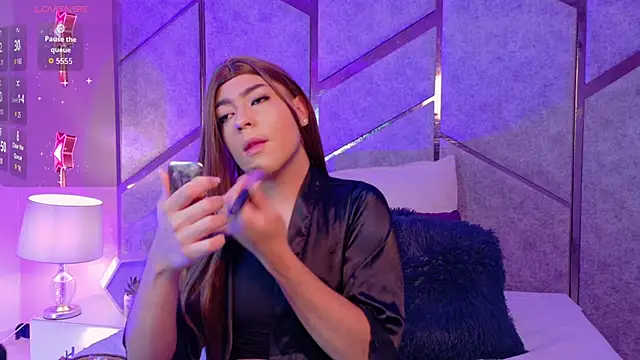 Ashley-Monroe online show from April 18, 11:45 am