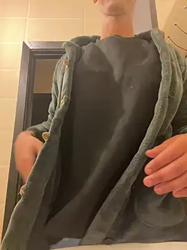 Blacktourmalinee online show from April 9, 8:20 am