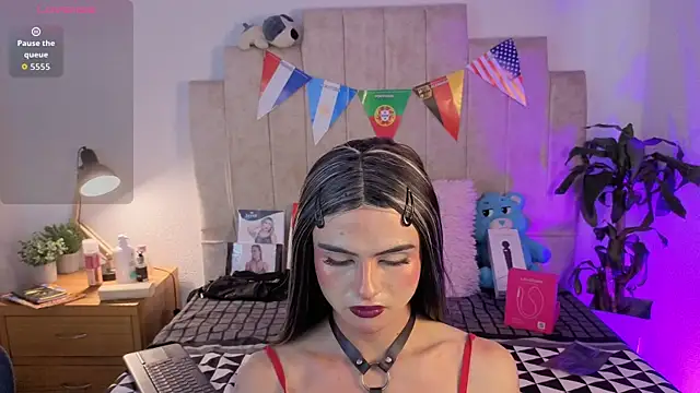 Emily hall19 online show from July 15, 8:47 pm
