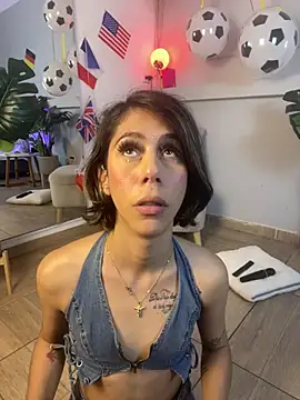 ZoeyPetit online show from June 30, 9:37 pm