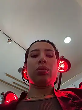 SophiaaRose18 online show from May 30, 4:27 pm