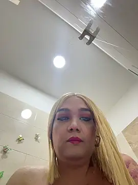 DirtyKhloy online show from April 30, 6:12 pm