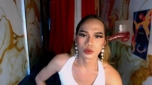 hugecock kate online show from June 8, 3:55 pm