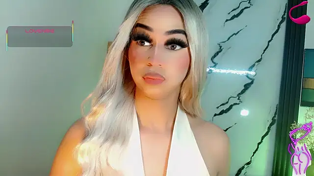 Valeria Gimon online show from July 28, 7:15 pm