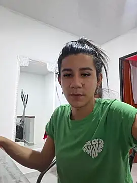 SiennaNoirXX online show from July 17, 5:41 pm
