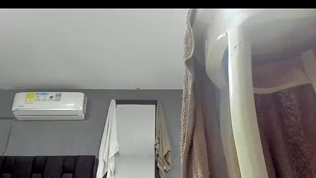 SandraGoldstein online show from October 18, 1:20 am