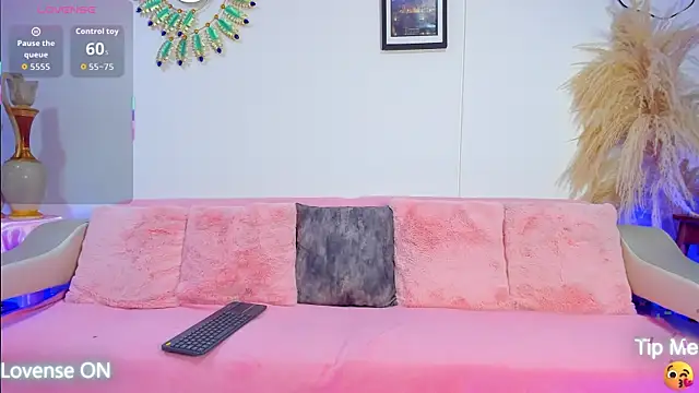 latinwondercockts online show from September 16, 12:26 am