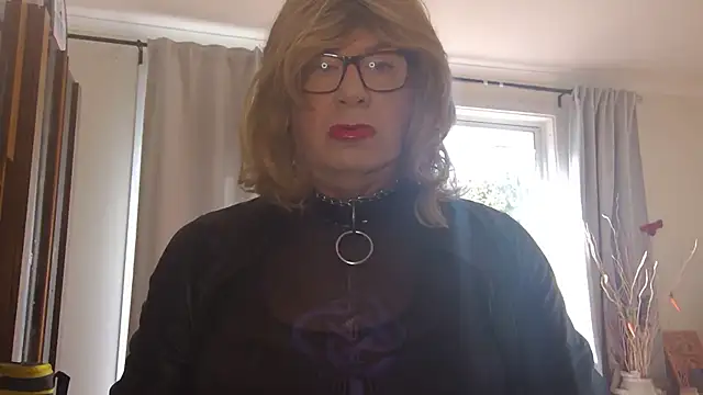 rachel latex online show from May 8, 4:53 am
