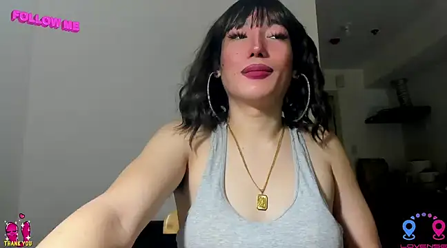 hottycrishina online show from January 24, 6:57 am