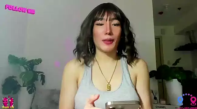 hottycrishina online show from February 2, 6:48 am