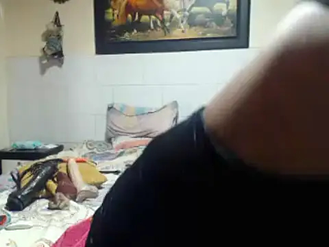 RobertaHott online show from October 10, 8:43 pm