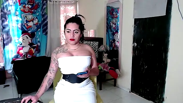 Sashaferrari2000 online show from October 29, 12:36 pm