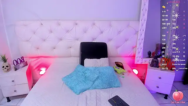 ximena slut 21 online show from October 9, 5:31 am
