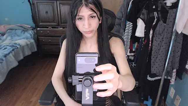 ArisaSkyTS online show from January 12, 5:33 pm