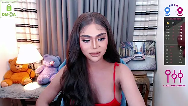 Fantacyoflove online show from October 21, 10:55 pm