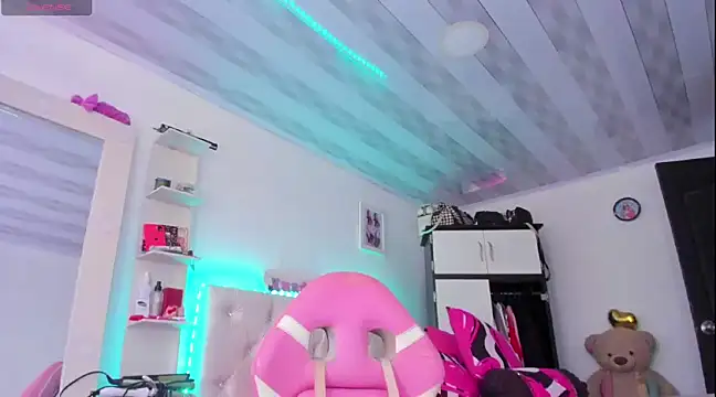 briitany hot online show from March 13, 5:26 pm