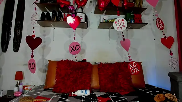 sashasweethot online show from March 2, 9:30 pm