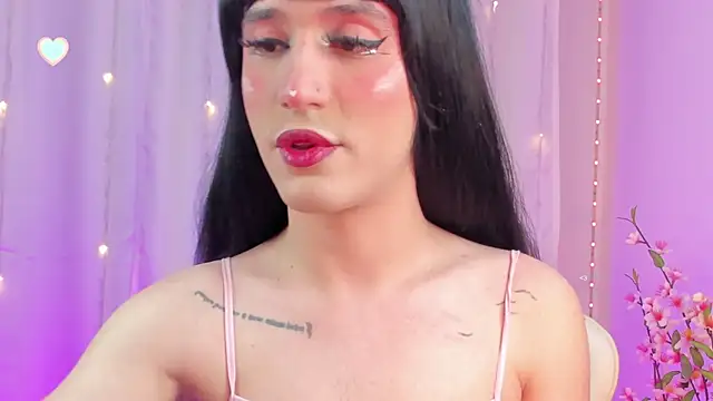 rosseblondee online show from September 18, 12:49 am