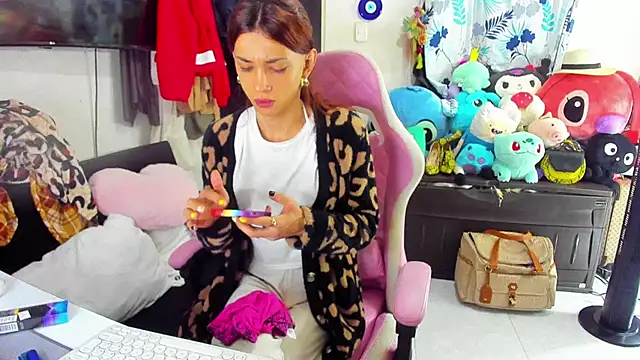 Lawrncesofiets online show from February 12, 2:00 pm