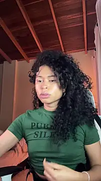 GabriSaenz online show from October 30, 1:10 pm