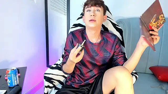 Chris boy  online show from February 4, 9:58 am