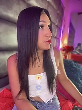 Ashly Miller online show from October 1, 7:58 pm