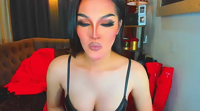 ChalanieFox online show from February 20, 7:12 am