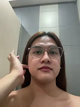 Snapshot of MarieLoveGlamorous chatting on September 27, 6:39 pm MarieLoveGlamorous online show from September 27, 6:39 pm