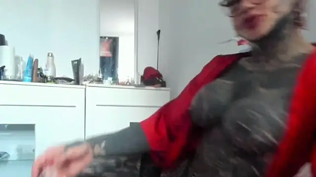 tamarapervert online show from April 26, 5:11 pm