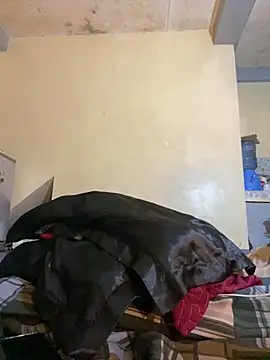 sweetyula online show from April 21, 12:45 am