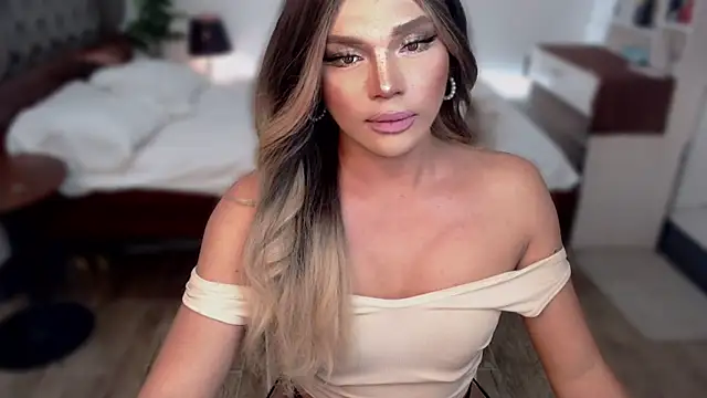 liaa lurrecams online show from November 7, 11:32 am