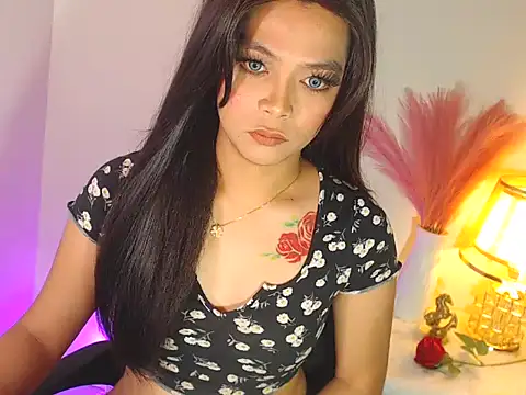 MajesticKitana online show from September 17, 5:56 am