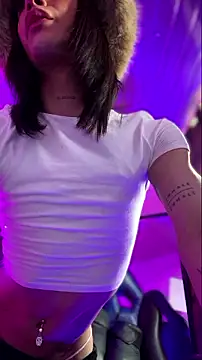 stormytt  online show from January 9, 9:42 pm