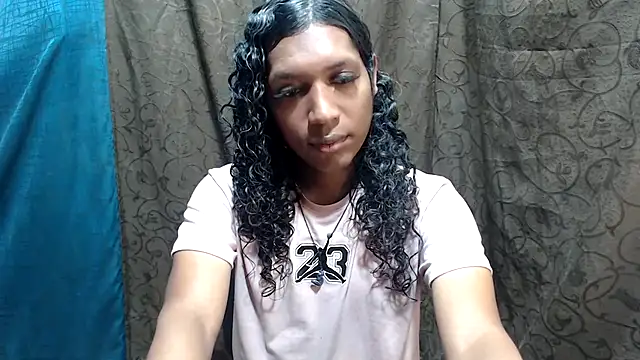 Snapshot of shairaStarr chatting on October 19, 5:16 pm shairaStarr online show from October 19, 5:16 pm