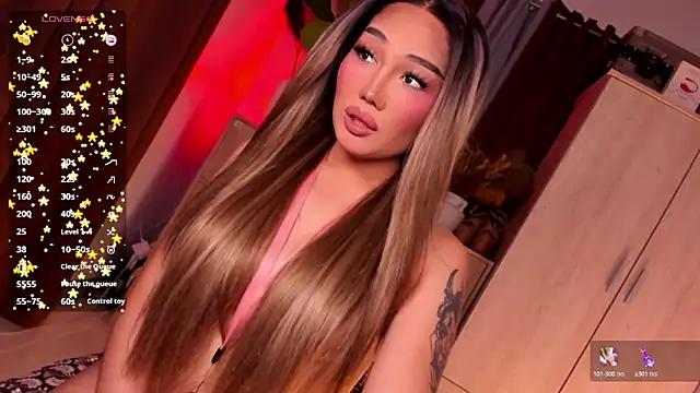 Icon1c LiLy online show from April 21, 6:25 pm