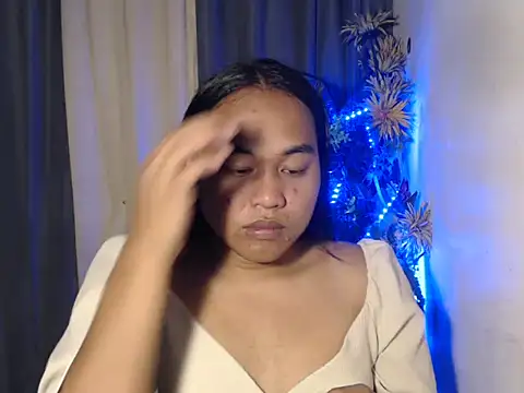 bettina love online show from October 6, 1:22 pm