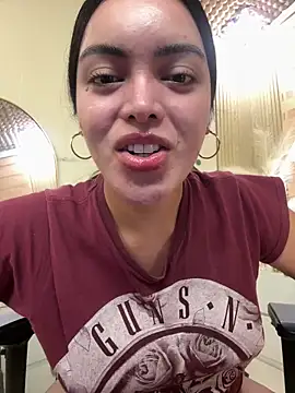 HotstuffCherrySummer online show from November 23, 9:11 am