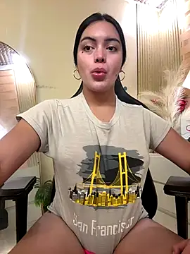 HotstuffCherrySummer online show from November 30, 9:45 am